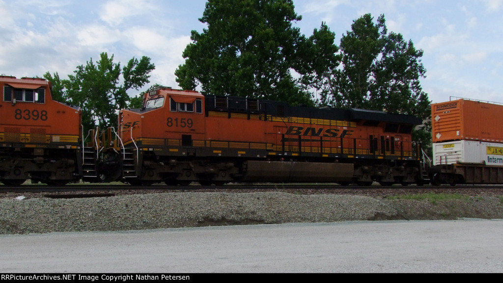 BNSF 8159